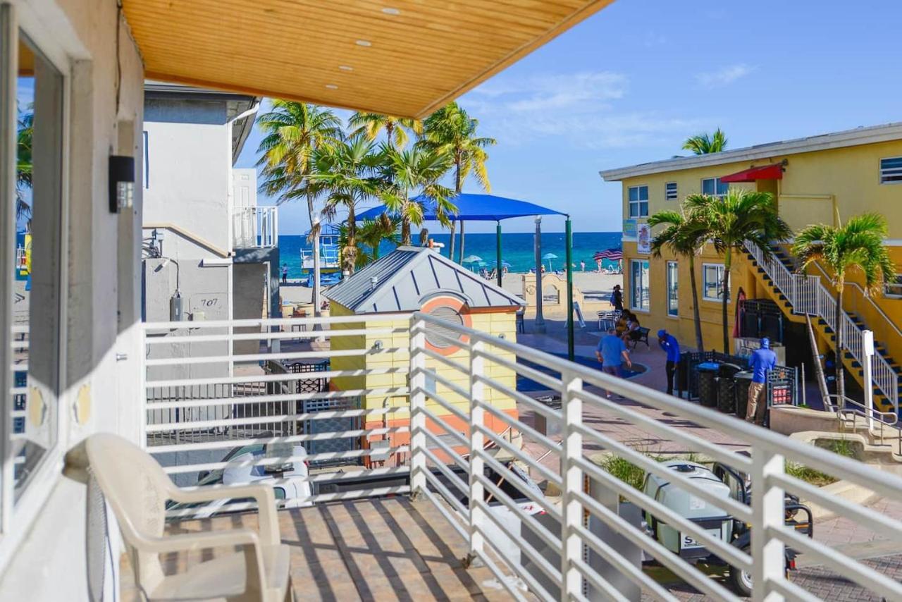 Cozy 1 Bedroom With Pool Steps From The Beach #47 Hollywood Exterior photo